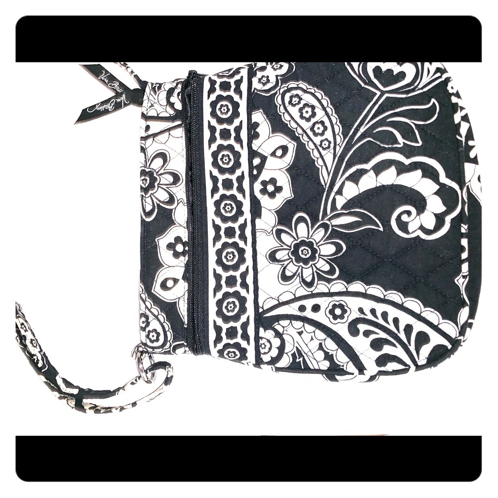 Adorable vera Bradley purse